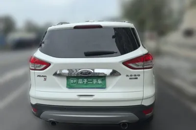 Ford Kuga 2015, 153800 км, за 5941 USD