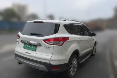 Ford Kuga 2015, 153800 км, за 5941 USD - фото 6