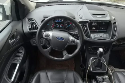 Ford Kuga 2015, 153800 км, за 5941 USD - фото 9