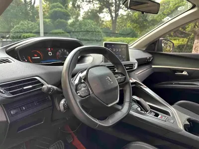 Peugeot 5008 2018, 89000 км, за 6886.27 USD