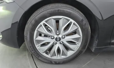 Kia K5 2023, 63478 км, за 15471.62 USD