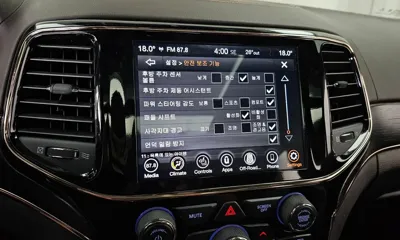 Jeep Cherokee 2019, 96200 км, за 14375.74 USD - фото 16