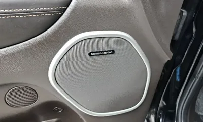 Jeep Cherokee 2019, 96200 км, за 14375.74 USD - фото 37