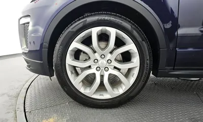 Land Rover Range Rover Evoque 2018, 74605 км, за 11501.86 USD