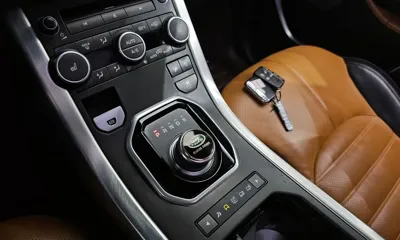Land Rover Range Rover Evoque 2018, 74605 км, за 11501.86 USD - фото 9