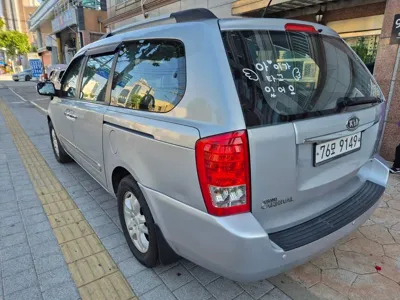 Kia Canival 2010, 112500 км, за 1903.64 USD