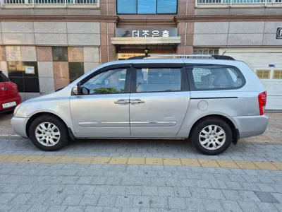 Kia Canival 2010, 112500 км, за 1889.25 USD - фото 9