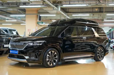 Kia Canival · 2021 год