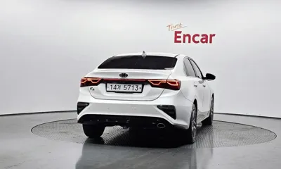 Kia K3 2019, 114358 км, за 8078.18 USD