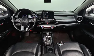 Kia K3 2019, 114358 км, за 8078.18 USD - фото 7