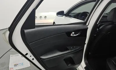 Kia K3 2019, 114358 км, за 8078.18 USD - фото 25