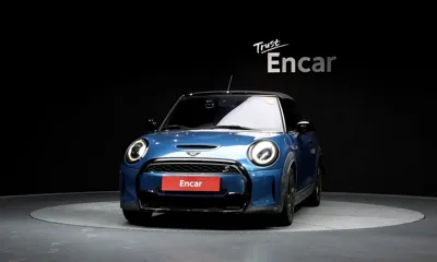 MINI Cooper Convertible