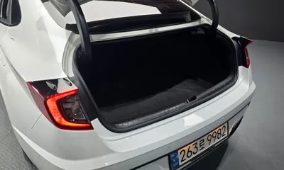 Hyundai Sonata 2020, 141601 км, за 9315.97 USD - фото 29