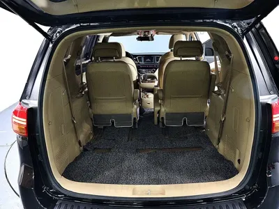 Kia Canival 2017, 100873 км, за 11246.18 USD - фото 8