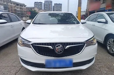 Buick GT 2021, 61200 км, за 7433 USD - фото 2