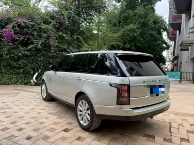 Land Rover Range Rover 2014, 163000 км, за 38070.26 USD