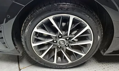 Hyundai Sonata 2020, 65290 км, за 13653.67 USD