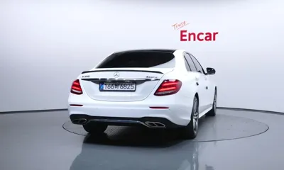 Mercedes-Benz E-Class 2019, 77772 км, за 17486.83 USD