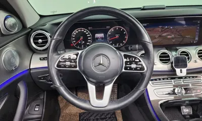 Mercedes-Benz E-Class 2019, 77772 км, за 17486.83 USD - фото 13