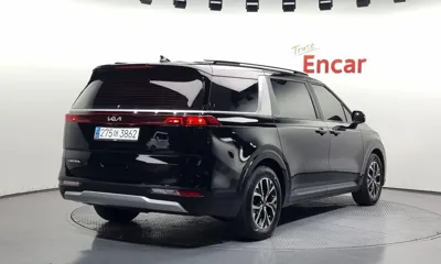 Kia Canival 2023, 43689 км, за 15426.02 USD