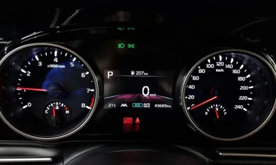Kia Canival 2023, 43689 км, за 15426.02 USD - фото 8