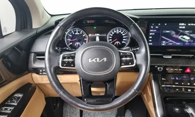 Kia Canival 2023, 43689 км, за 15426.02 USD - фото 14
