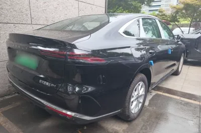 Geely Galaxy Galaxy Stellar 6 2026, 100 км, за 12474 USD - фото 6