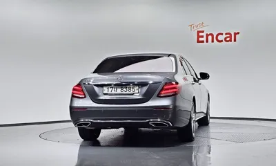 Mercedes-Benz E-Class 2018, 64914 км, за 13781.44 USD - фото 4
