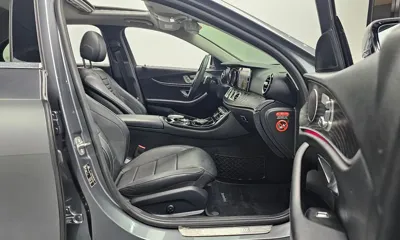Mercedes-Benz E-Class 2018, 64914 км, за 13781.44 USD - фото 26