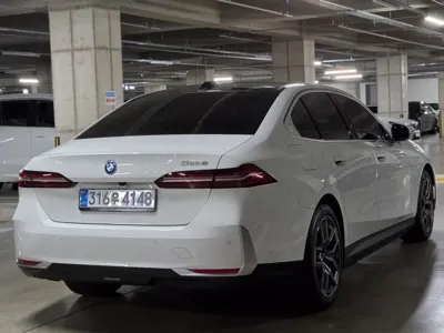 BMW 5-Series 2026, 4144 км, за 45293.42 USD