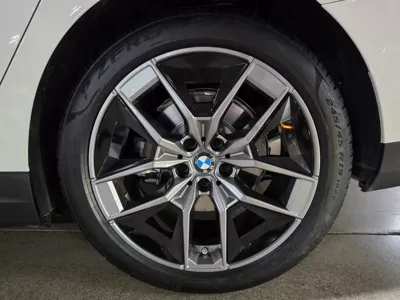 BMW 5-Series 2026, 4144 км, за 45293.42 USD
