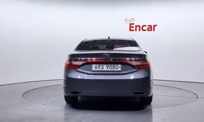 Hyundai Grandeur 2013, 145867 км, за 3898.25 USD