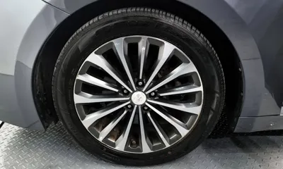 Hyundai Grandeur 2013, 145867 км, за 3898.25 USD