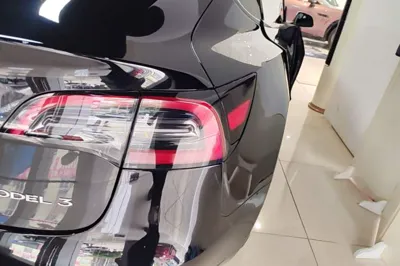 Tesla Model 3 2022, 52000 км, за 24971 USD - фото 9
