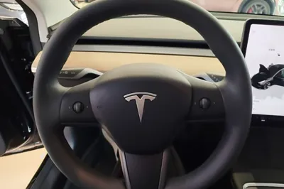 Tesla Model 3 2022, 52000 км, за 24971 USD - фото 13