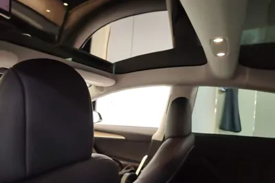 Tesla Model 3 2022, 52000 км, за 24971 USD - фото 21