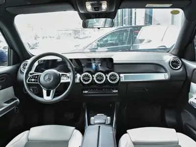 Mercedes-Benz EQB 2025, 10600 км, за 21924.57 USD - фото 7