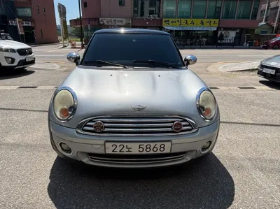 MINI Cooper 2008, 132925 км, за 2280.13 USD