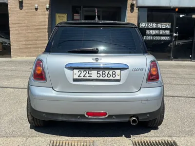 MINI Cooper 2008, 132925 км, за 2280.13 USD