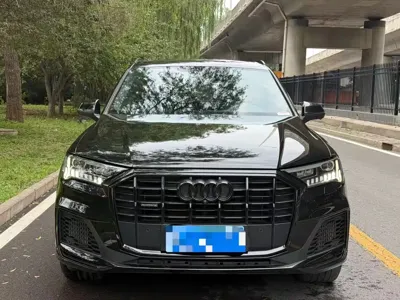 Audi Q7 2022, 65000 км, за 48262.75 USD