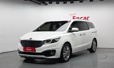Kia Canival · 2017 год