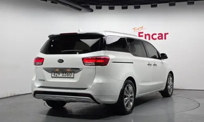 Kia Canival 2017, 53100 км, за 10228.02 USD