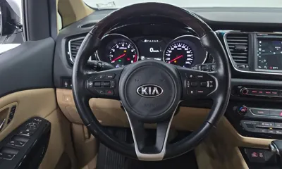 Kia Canival 2017, 53100 км, за 10228.02 USD - фото 15