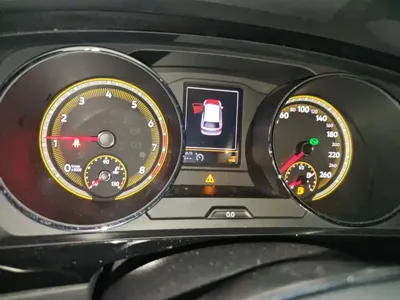 Volkswagen Tiguan L 2020, 81800 км, за 14631.11 USD