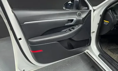 Hyundai Sonata 2020, 141601 км, за 9315.97 USD - фото 24