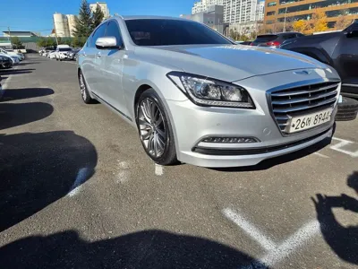 Hyundai Genesis 2016, 153072 км, за 6186.1 USD