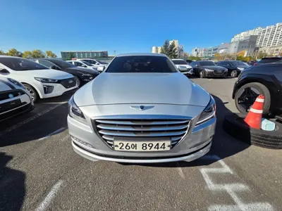 Hyundai Genesis 2016, 153072 км, за 6186.1 USD
