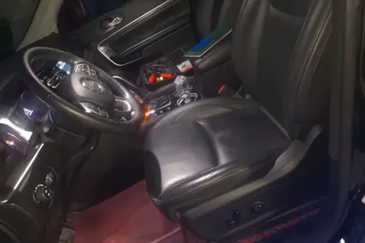 Jeep Grand Commander 2018, 92300 км, за 11790 USD - фото 12