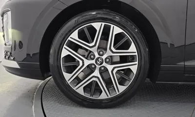 Hyundai Grandeur 2023, 110909 км, за 17198.37 USD