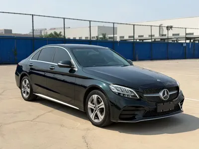Mercedes-Benz C-Class 2020, 113000 км, за 17230.08 USD